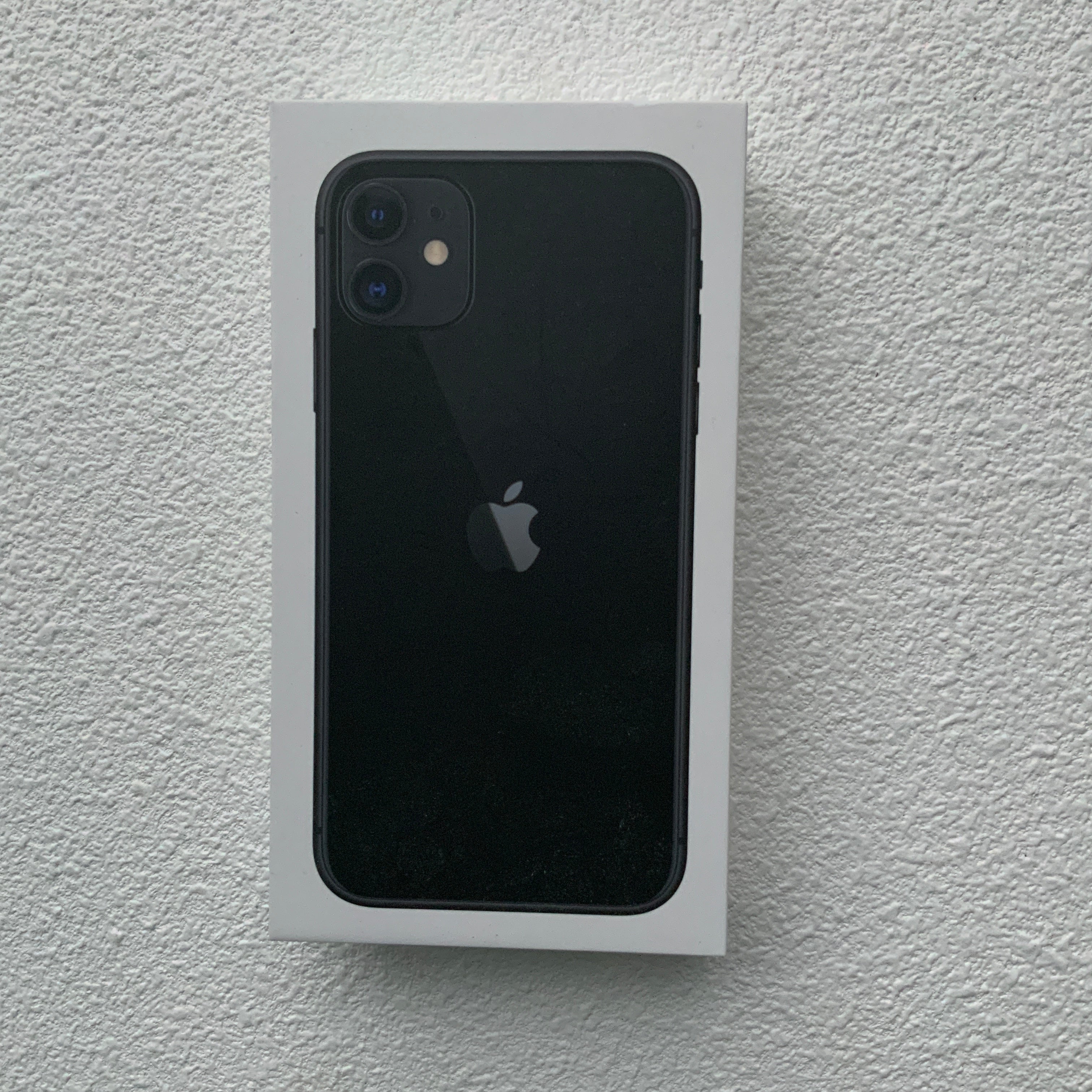 iPhone-11-128 GB Black very good condition unlocked