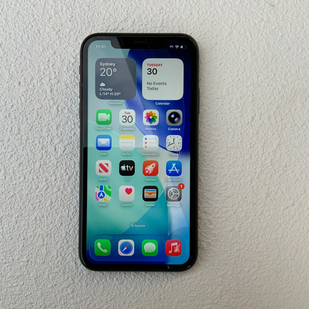 iPhone-11-128 GB Black very good condition unlocked