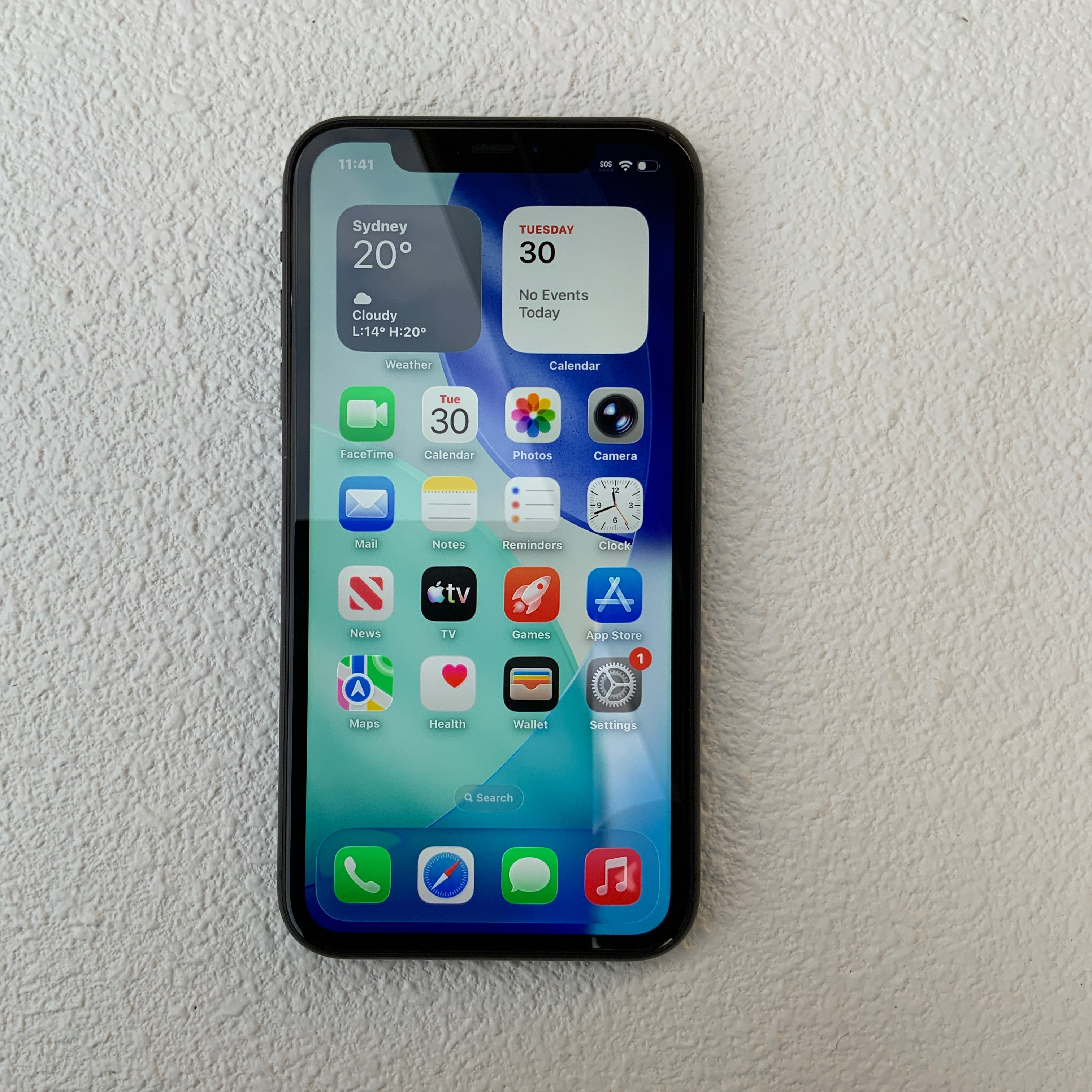 iPhone-11-128 GB Black very good condition unlocked