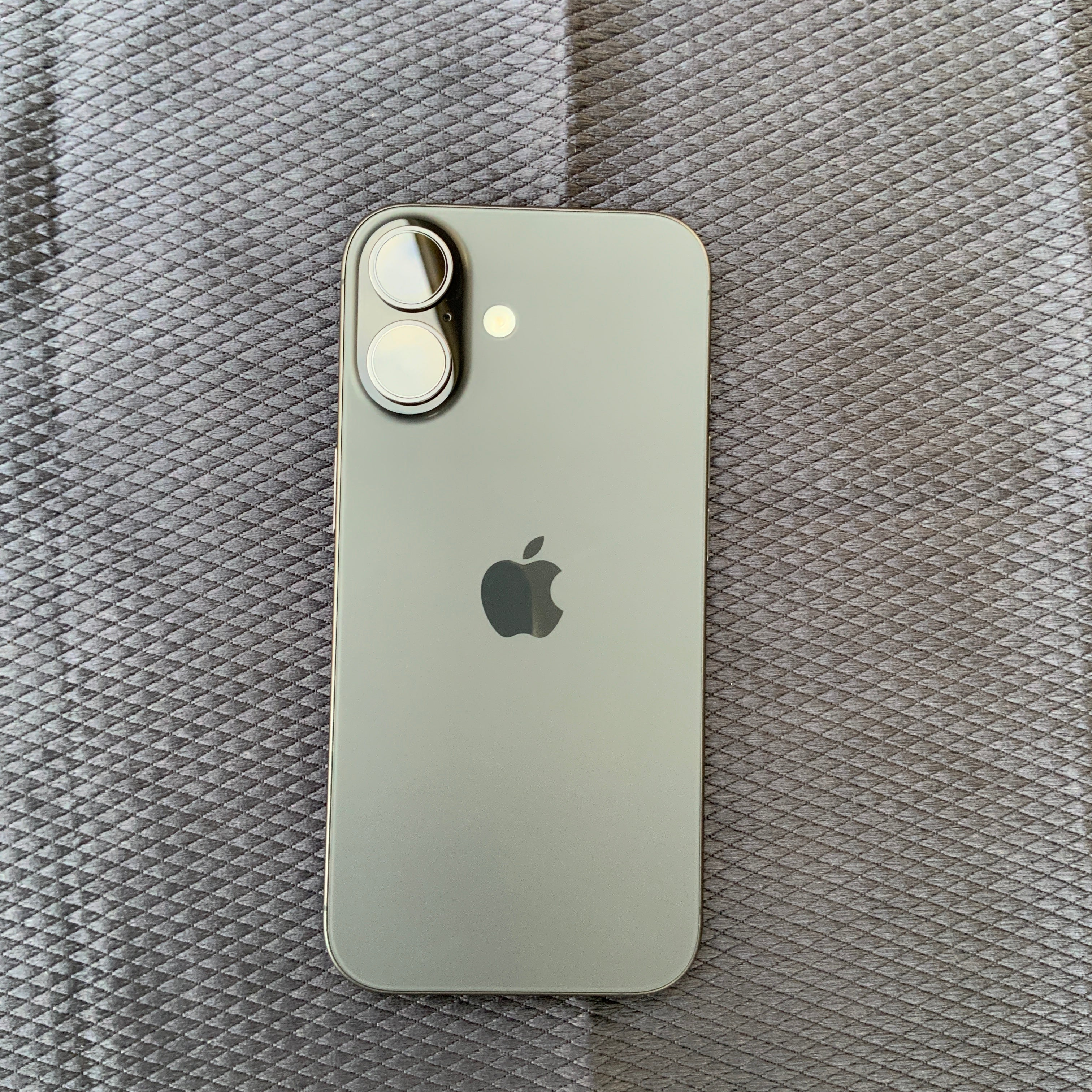iPhone 17 256 GB black unlocked A3520 New Condition opened never used